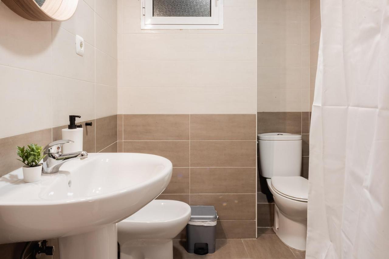Apartamentos Fv Flats Valencia - Mestalla 9 Eksteriør bilde